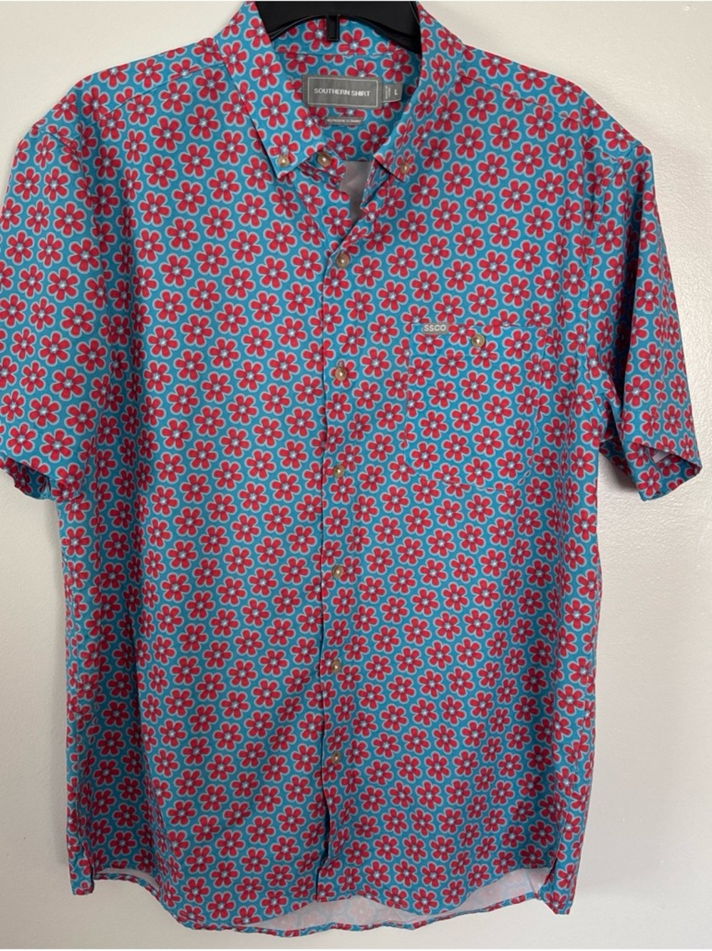 SSCO Blue & Red Floral Short Sleeve Button-Down